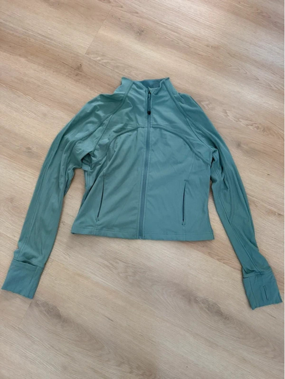 Lululemon women’s robbed Hulu cropped define jacket